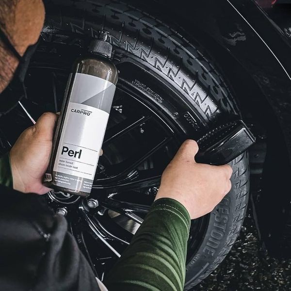 Покриття для пластику шкіри гуми та вінілу CarPro Perl 500 мл 0000154422-1176 фото Merkus detailing