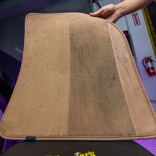 Набор для очистки ковров и тканевой обивки Meguiar&rsquo;s G55268 Carpet & Cloth Cleaning Kit G55268-3360 фото Merkus detailing