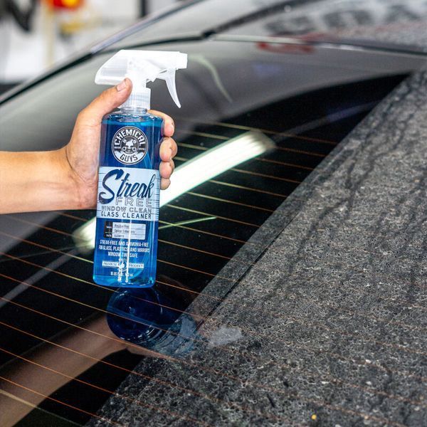 Очищувач скла без розводів Chemical Guys Streak Free Window Clean Glass Cleaner - 473 мл (CLD300_16) CLD300_16-939 фото Merkus detailing