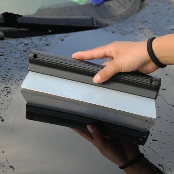 Скребок для удаления воды силиконовый для авто MER0012-558 фото Merkus detailing