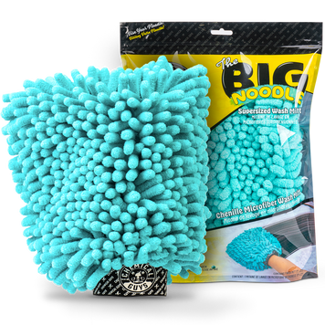 Плюшевая мягкая рукавичка для мойки автомобиля Chemical Guys Big Noodle Supersized Car Wash Mitt (MIC513) MIC513-954 фото Merkus detailing