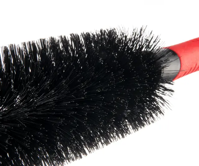 Нейлоновый ерш для чистки колесных дисков MaxShine Wheel Brush Black MS-WB30-3196 фото Merkus detailing