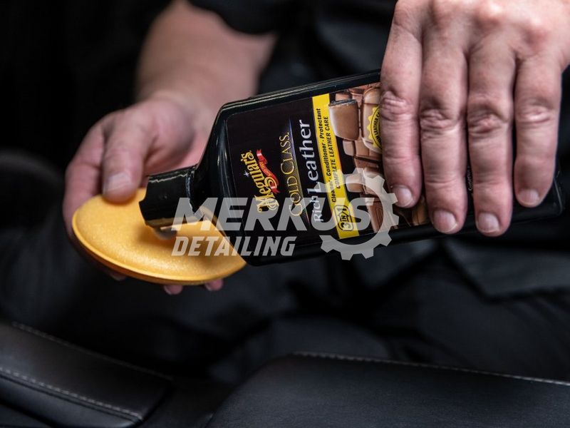 Лосьйон 3 в 1 для догляду за шкіряним салоном Meguiar's G7214 Gold Class ™ Rich Leather Lotion 3 in 1, 414 мл G7214 фото Merkus detailing