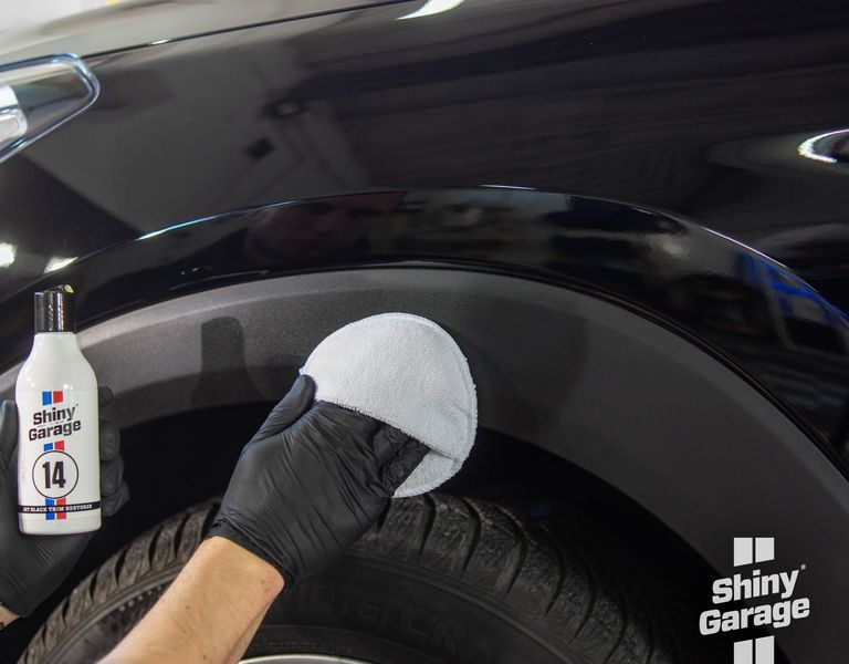 Чистящее средство и уход за пластиковыми элементами Jet Black Trim Restorer 0.25л 000027-382 фото Merkus detailing