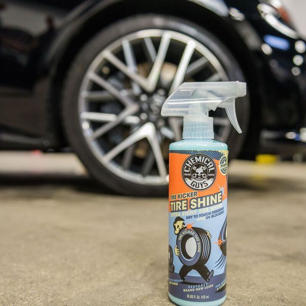 Чорніння для шин Chemical Guys Tire Kicker Extra Shiny Tire Shine - 473 мл (TVD113_16) TVD113_16-908 фото Merkus detailing