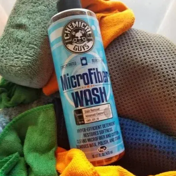 Шампунь для прання рушників з мікрофібри Chemical Guys Microfiber Wash Cleaning Detergent Concentrate - 473 мл (CWS201_16) CWS201_16-918 фото Merkus detailing