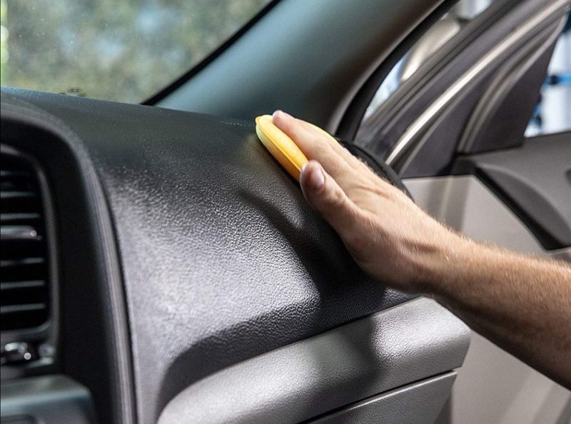 Средство для защиты и блеска салона Meguiar's G4016 Supreme Shine Protectant, 473 мл G4016-3365 фото Merkus detailing